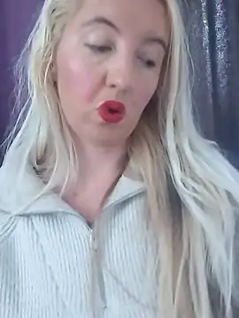 Snapshot of Mllesha74000 chatting on November 2025 12:54:02 PM Mllesha74000 online show from November 2025 12:54:02 PM