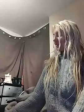 Snapshot of Mllesha74000 chatting on December 2024 04:34:01 PM Mllesha74000 online show from December 2024 04:34:01 PM