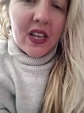 Snapshot of Mllesha74000 chatting on February 2025 01:35:02 PM Mllesha74000 online show from February 2025 01:35:02 PM