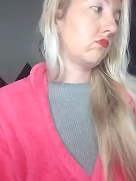 Snapshot of Mllesha74000 chatting on November 2025 02:40:02 PM Mllesha74000 online show from November 2025 02:40:02 PM