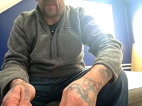 canadacockinme online show from November 2025 07:18:02 PM