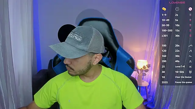 Snapshot of Nick_Moca chatting on December 2024 09:51:02 PM Nick Moca online show from December 2024 09:51:02 PM