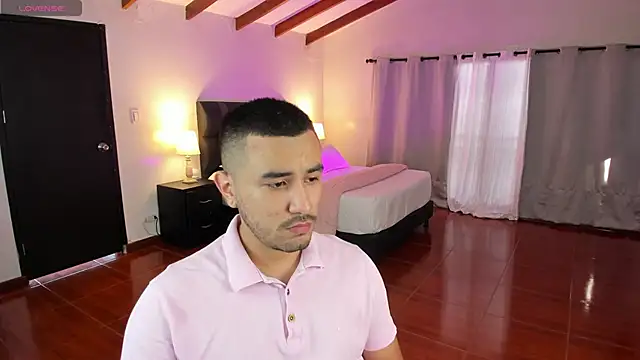 Snapshot of Nick_Moca chatting on February 2025 09:49:02 PM Nick Moca online show from February 2025 09:49:02 PM