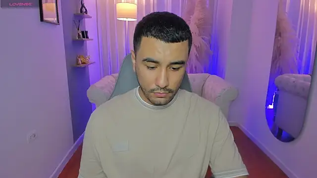 Snapshot of Nick_Moca chatting on November 2025 08:31:01 PM Nick Moca online show from November 2025 08:31:01 PM