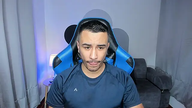 Snapshot of Nick_Moca chatting on January 2025 06:13:02 PM Nick Moca online show from January 2025 06:13:02 PM