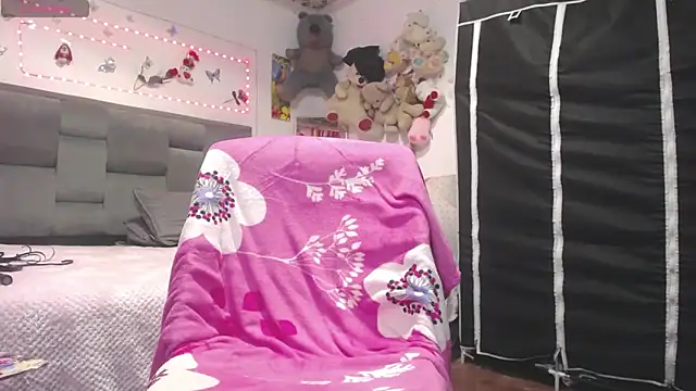 Sharloth milf online show from May 2026 01:56:02 AM