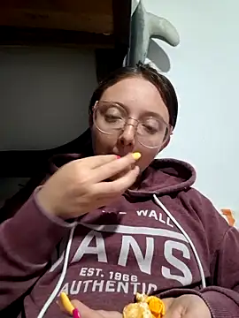 linda-schmidt online show from March 2026 03:30:02 AM