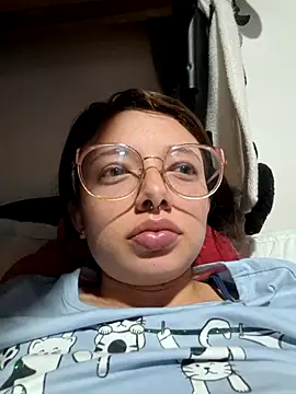 linda-schmidt online show from December 2025 01:33:01 AM