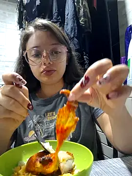 linda-schmidt online show from November 2025 12:10:02 AM