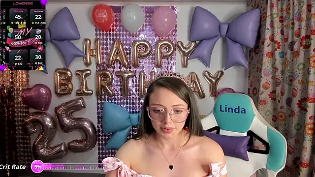 Snapshot of linda-schmidt chatting on June 2026 12:28:01 AM linda-schmidt online show from June 2026 12:28:01 AM