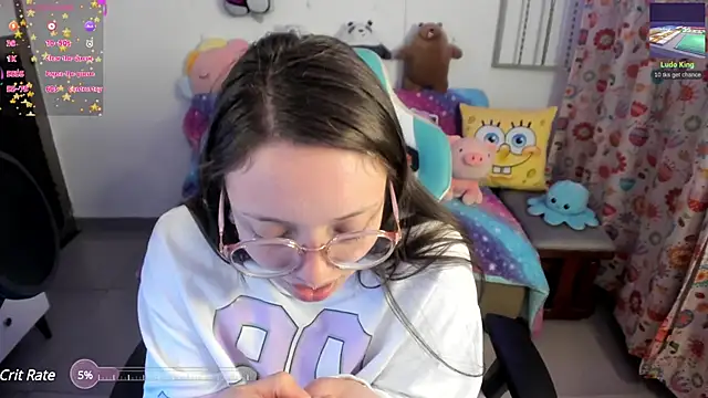 Snapshot of linda-schmidt chatting on February 2025 04:37:02 AM linda-schmidt online show from February 2025 04:37:02 AM