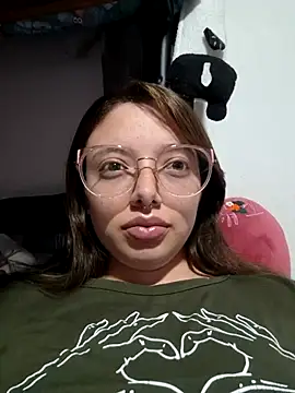 Snapshot of linda-schmidt chatting on March 2025 11:37:02 PM linda-schmidt online show from March 2025 11:37:02 PM