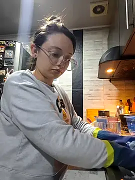 linda-schmidt online show from February 2026 02:43:02 AM