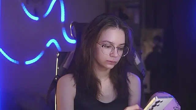 alyssa sweet online show from March 2026 04:54:02 AM