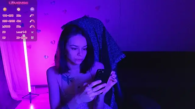 alyssa sweet online show from February 2025 01:40:01 AM