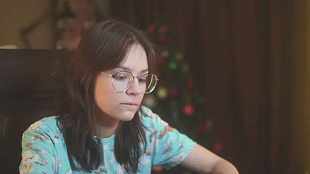 alyssa sweet online show from December 2025 05:32:02 AM