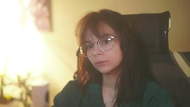 alyssa sweet online show from November 2025 05:46:01 AM