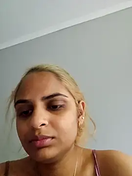 DirtySnowball69 online show from September 2025 12:00:01 PM