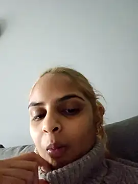 DirtySnowball69 online show from September 2025 01:37:02 PM