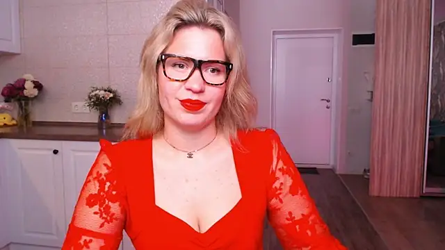 HotTiffani online show from September 2025 07:36:01 AM