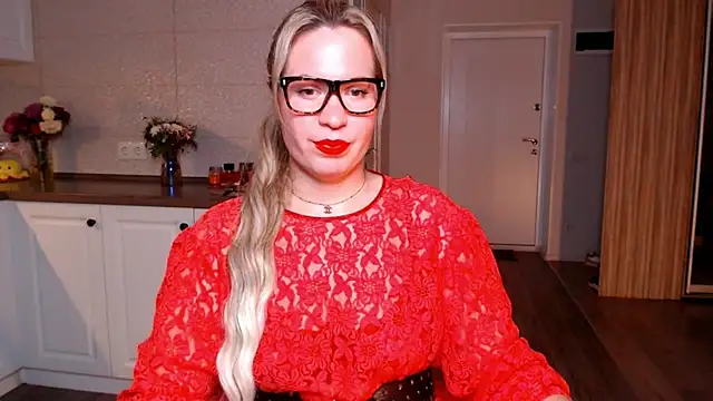 HotTiffani online show from September 2025 03:30:01 PM