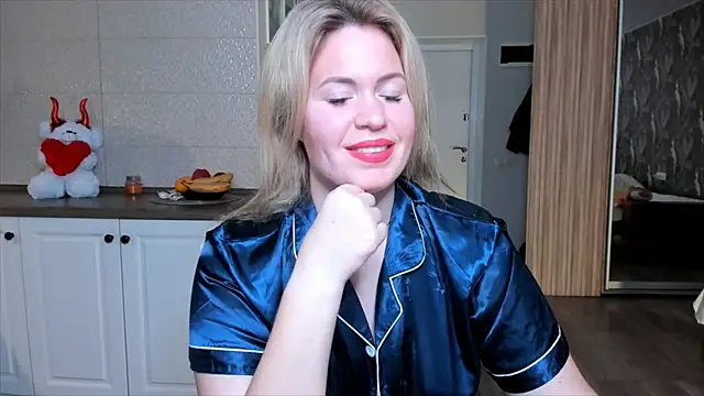 HotTiffani online show from November 2025 07:45:01 AM