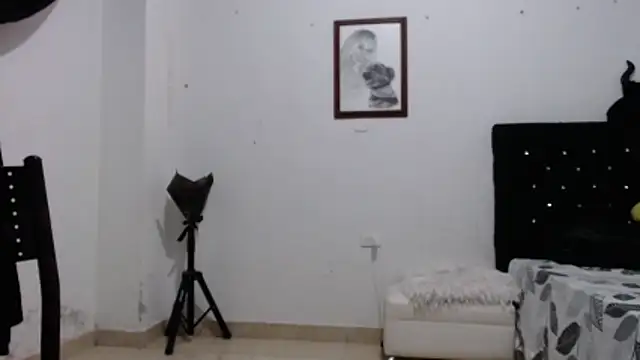 venuz mendoza20 online show from December 2025 02:16:02 PM