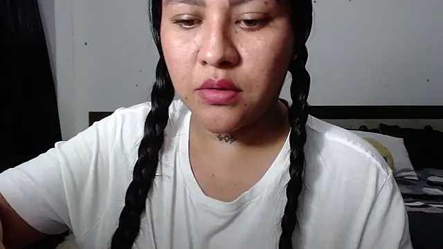 Snapshot of venuz_mendoza20 chatting on February 2026 11:12:01 PM venuz mendoza20 online show from February 2026 11:12:01 PM