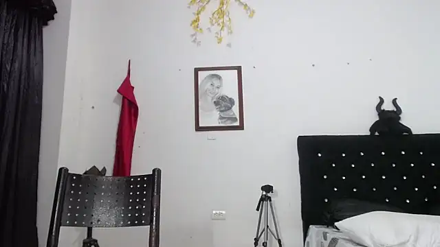 venuz mendoza20 online show from November 2025 01:56:02 PM