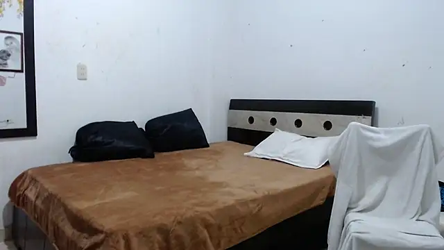 venuz mendoza20 online show from March 2026 01:38:01 PM