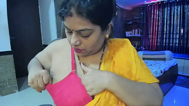 Snapshot of tarivishu23 chatting on October 2025 01:51:02 AM tarivishu23 online show from October 2025 01:51:02 AM
