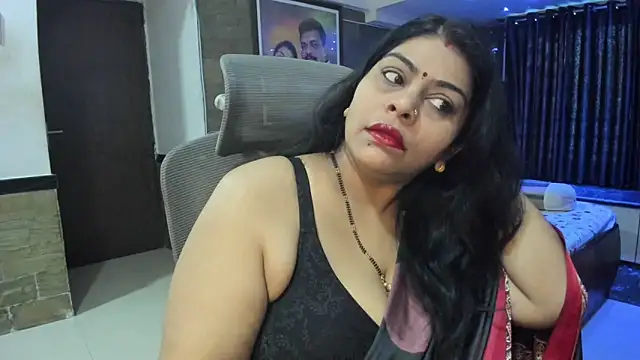 Snapshot of tarivishu23 chatting on October 2025 01:19:02 AM tarivishu23 online show from October 2025 01:19:02 AM
