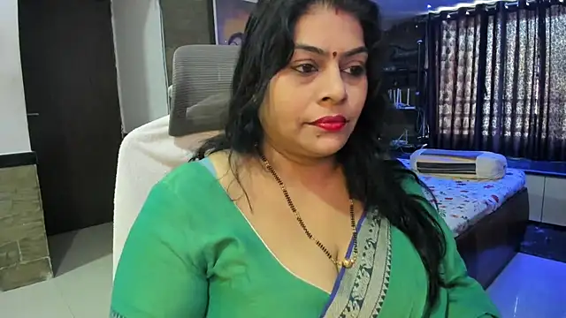 Snapshot of tarivishu23 chatting on September 2025 02:33:01 AM tarivishu23 online show from September 2025 02:33:01 AM