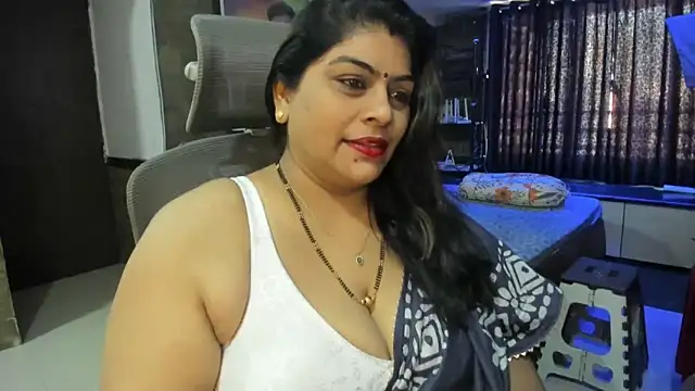 Snapshot of tarivishu23 chatting on March 2025 03:46:02 AM tarivishu23 online show from March 2025 03:46:02 AM