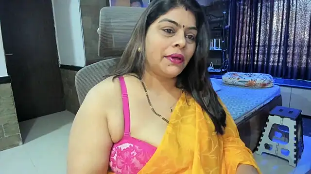 Snapshot of tarivishu23 chatting on March 2025 03:12:02 AM tarivishu23 online show from March 2025 03:12:02 AM