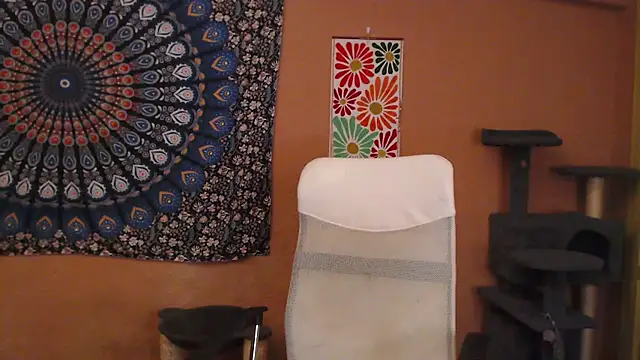 Snapshot of IntimateTales chatting on March 2025 06:46:01 PM IntimateTales online show from March 2025 06:46:01 PM