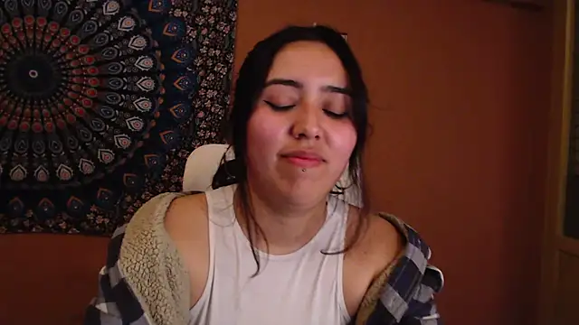 Snapshot of IntimateTales chatting on February 2025 08:04:02 PM IntimateTales online show from February 2025 08:04:02 PM