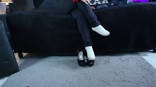  Jade 16 online show from January 2026 12:23:02 PM