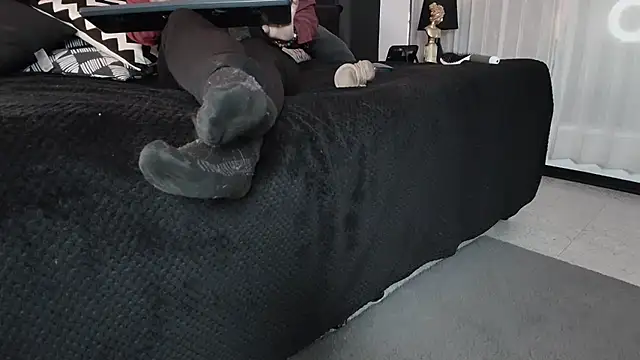  Jade 16 online show from November 2025 11:44:01 AM