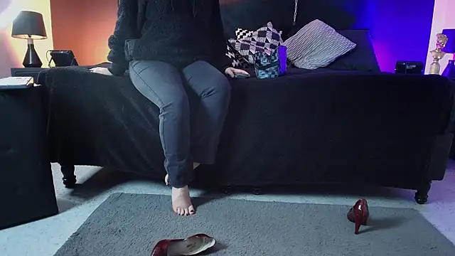  Jade 16 online show from November 2025 11:47:01 AM