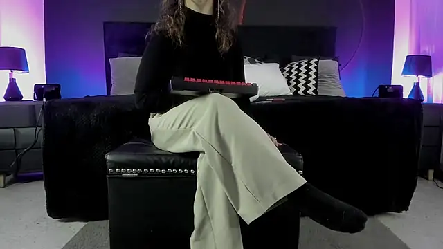  Jade 16 online show from June 2026 11:48:01 AM
