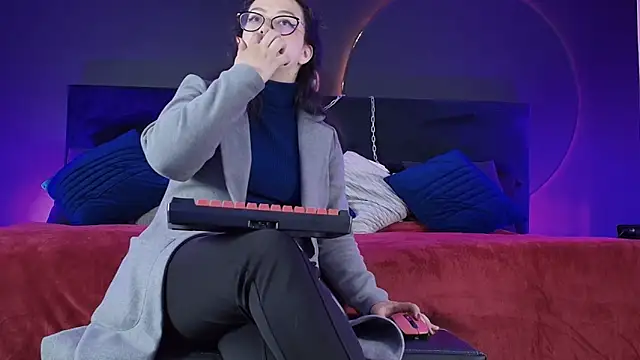  Jade 16 online show from April 2026 02:44:02 PM