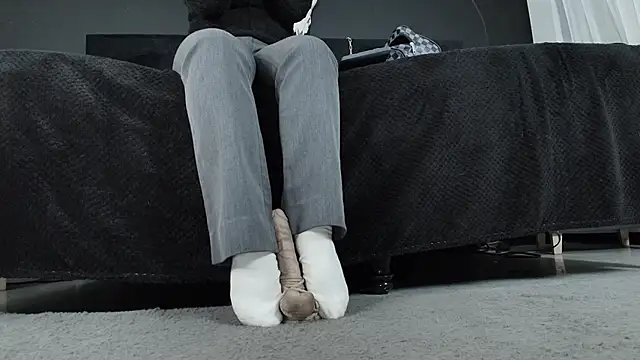  Jade 16 online show from October 2025 11:53:01 AM