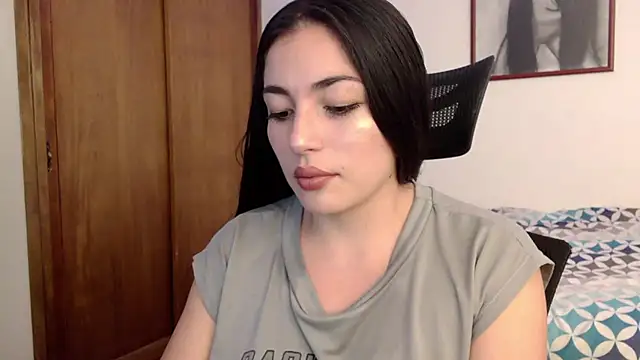Honey Aynur20 online show from October 2025 07:17:01 PM