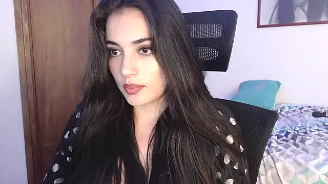 Honey Aynur20 online show from October 2025 06:19:01 PM