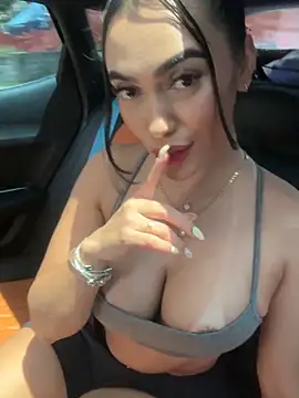 emma andrew1 online show from October 2025 04:10:02 PM