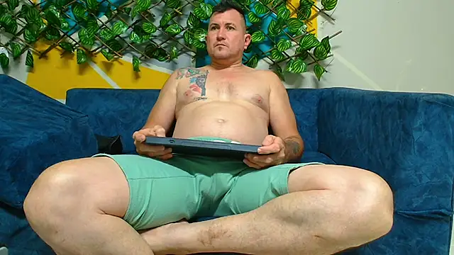 Snapshot of xavier_1988 chatting on February 2026 11:01:01 PM xavier 1988 online show from February 2026 11:01:01 PM