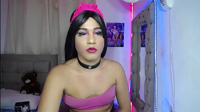 TRANSCATALINA online show from October 2025 11:11:02 AM