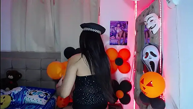 TRANSCATALINA online show from October 2025 11:33:01 PM