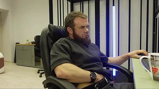 Tommy Burnz online show from February 2025 05:40:01 AM